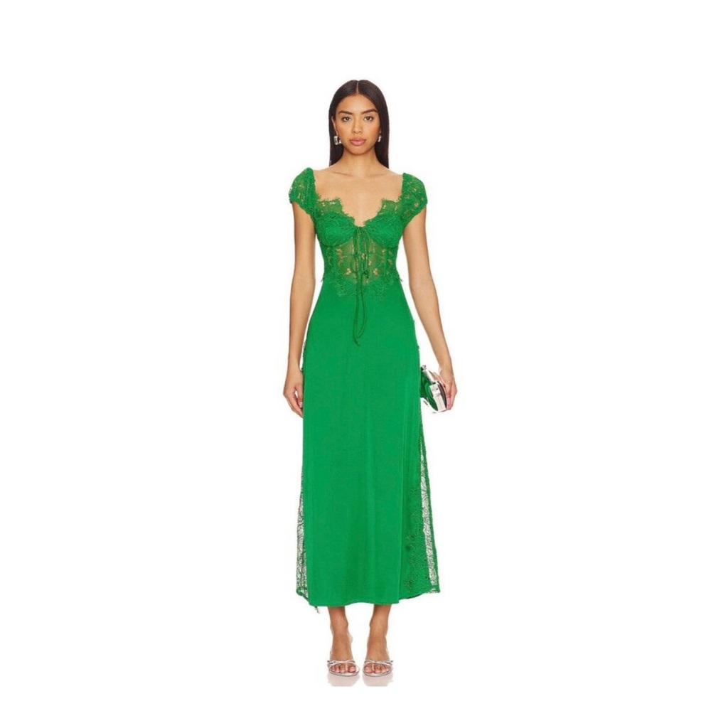 For Love & Lemons Casey Maxi Dress in Green
Large Womens Satin Lace